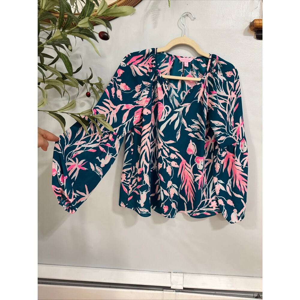 Lilly Pulitzer KAHLI Blue Grotto Bell Sleeve Flowy Top Sz XS